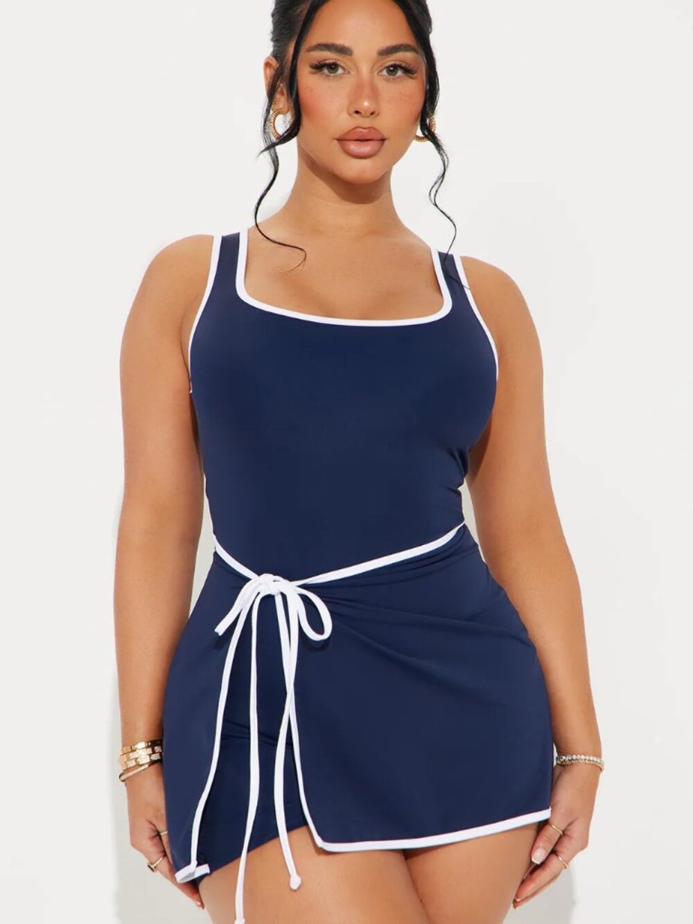 Fashion Nova Coraline Contrast Romper Navy Combo Wrap Front Stretch Size L NWT